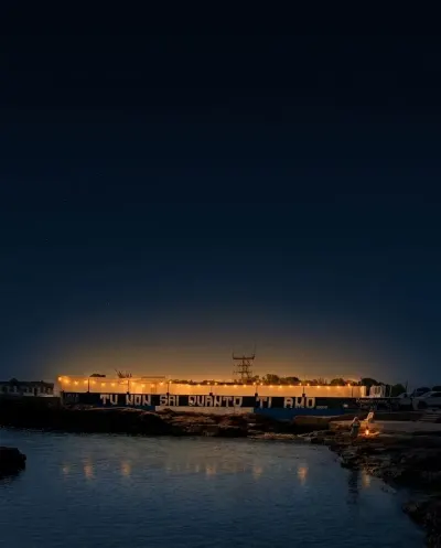 Sosta in Riva al Mare di Notte — foto 3